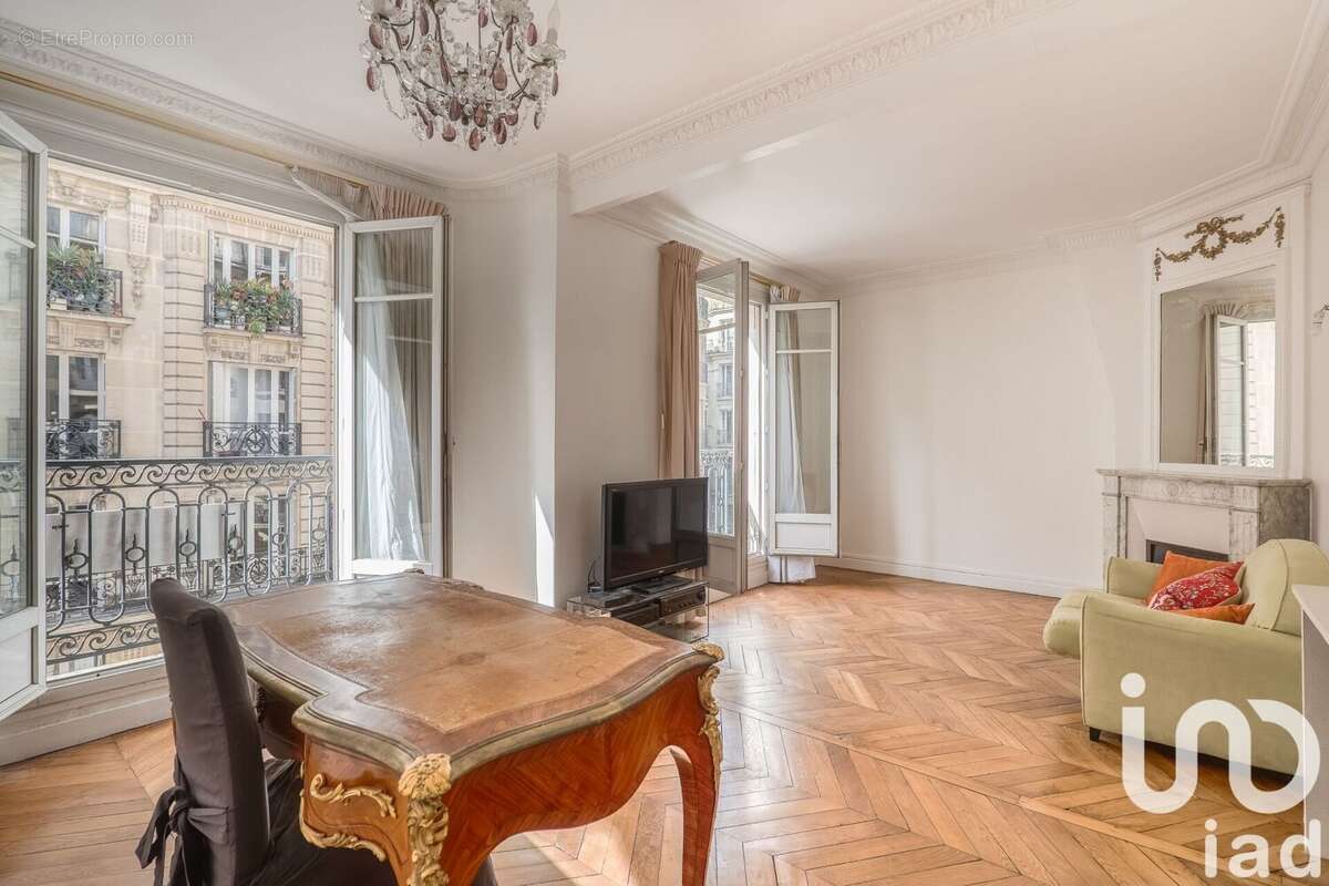Photo 2 - Appartement à PARIS-15E