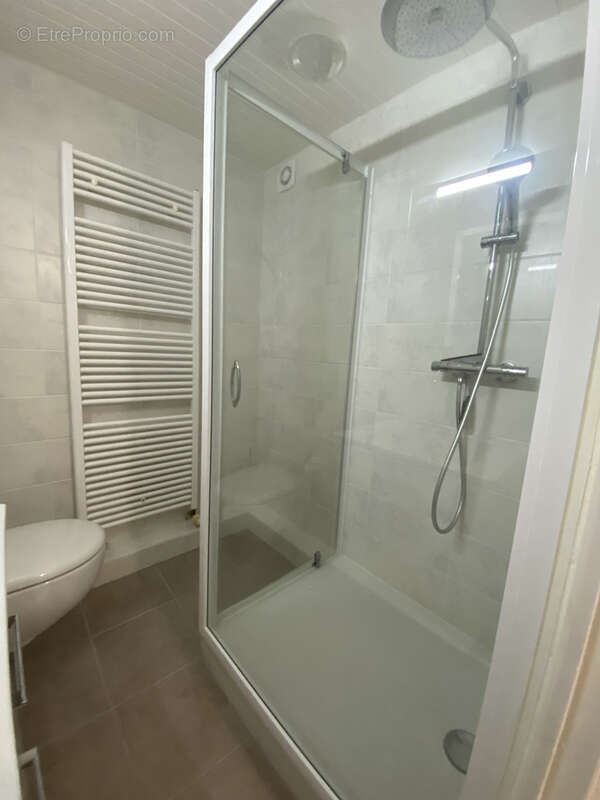 Appartement à SAINT-LUPICIN