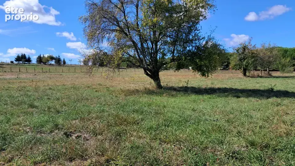 Terrain à COURPIGNAC