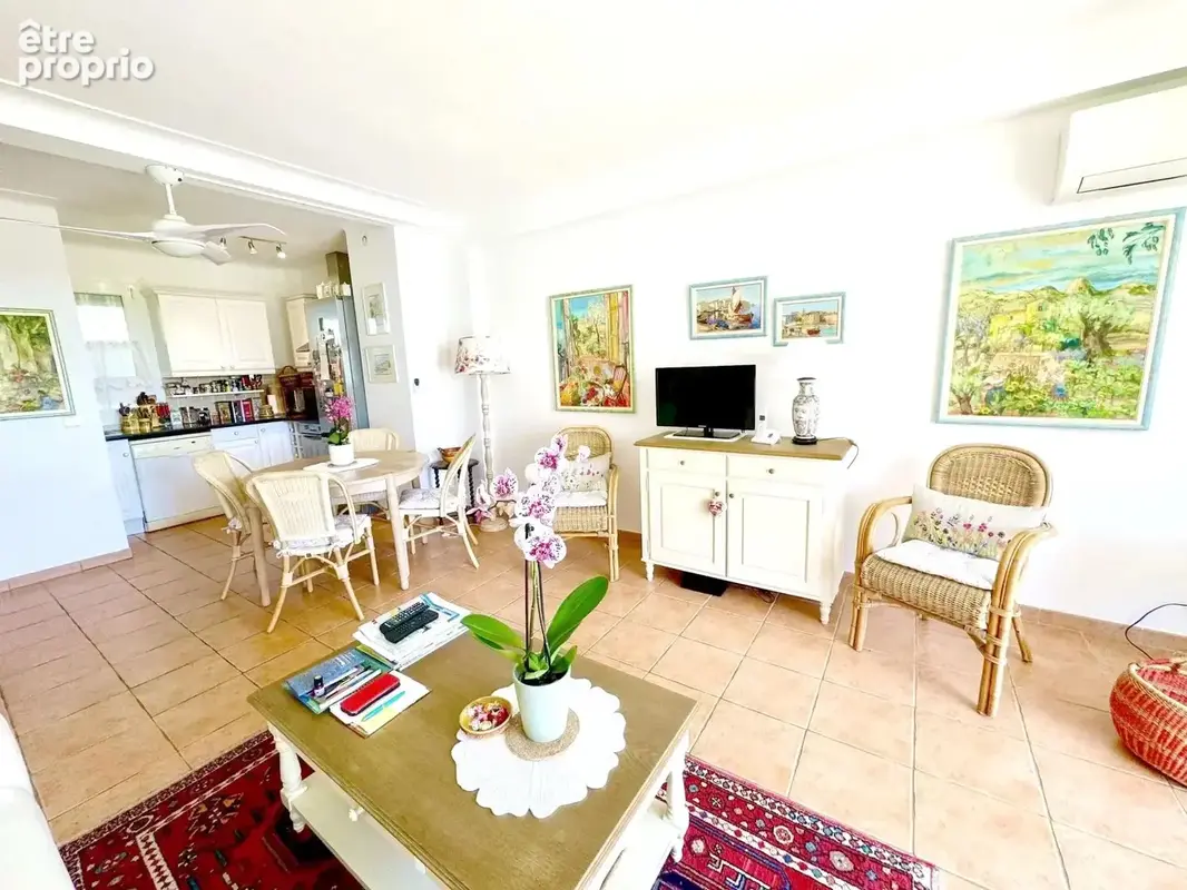 Cannes vente 2 pieces en rez de jardin - parking - photo 2