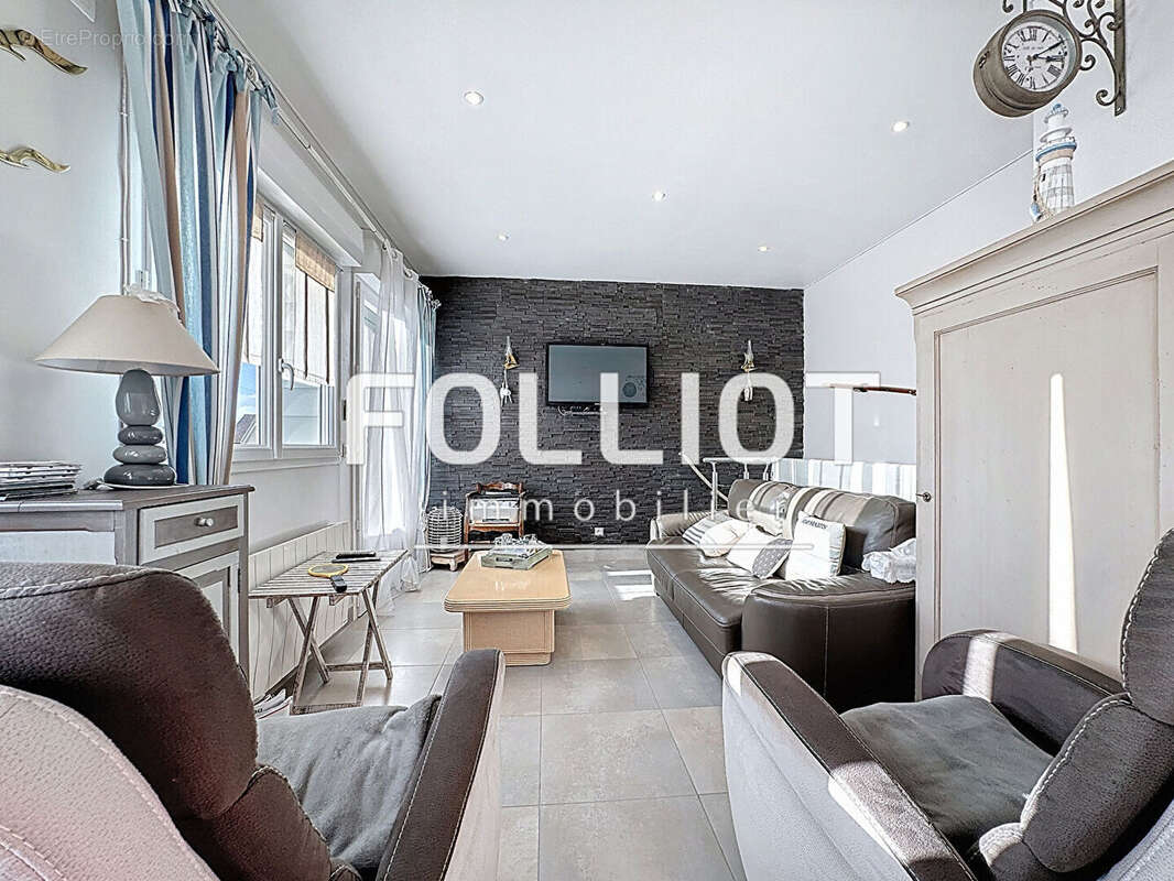 Maison à HERMANVILLE-SUR-MER