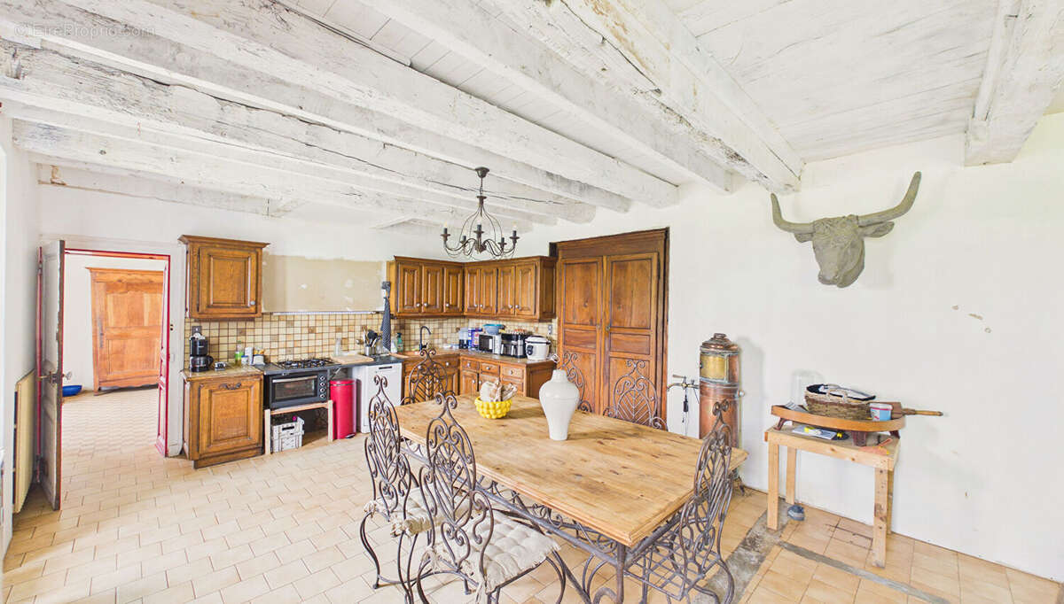 Demeure de prestige Auzits 8 pièces d'environ 247 m2 - photo 7