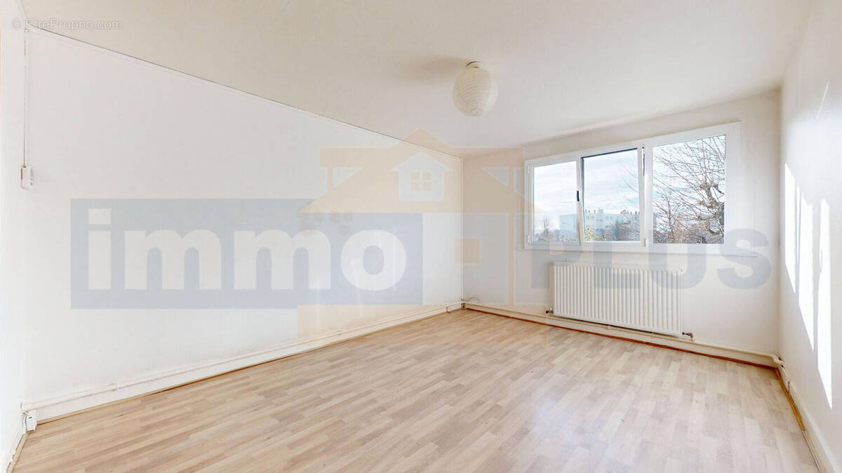 Appartement à BOIS-D'ARCY