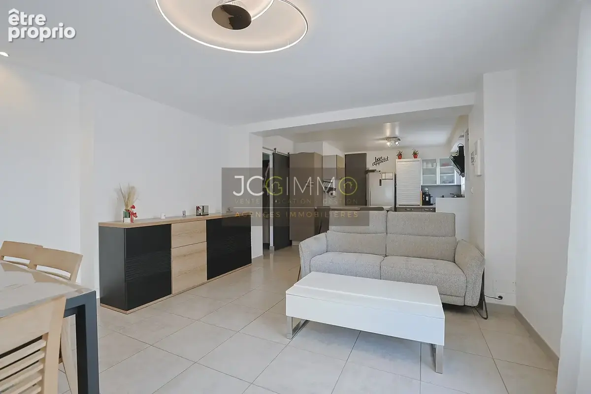 Maison composée de 3 appartements au Cap Brun - photo 17