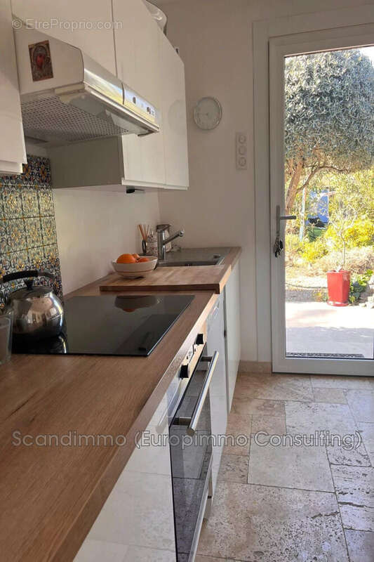 Maison à SAINT-ANTONIN-DU-VAR