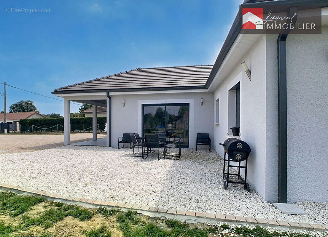 À vendre Villa récente de plain-pied à Simandre - photo 2