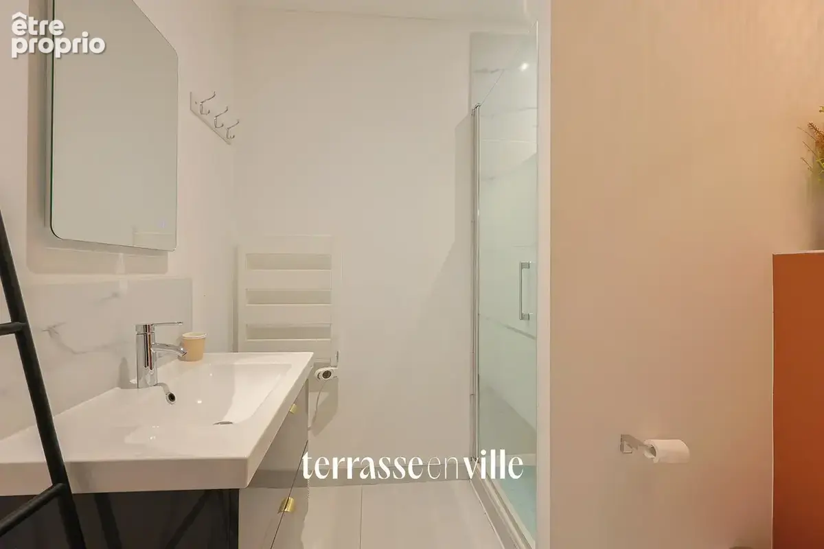 La Ciotat   Quartier résidentiel - Villa d’architecte de 200 m2   Piscine - 1 458 000€ - photo 15