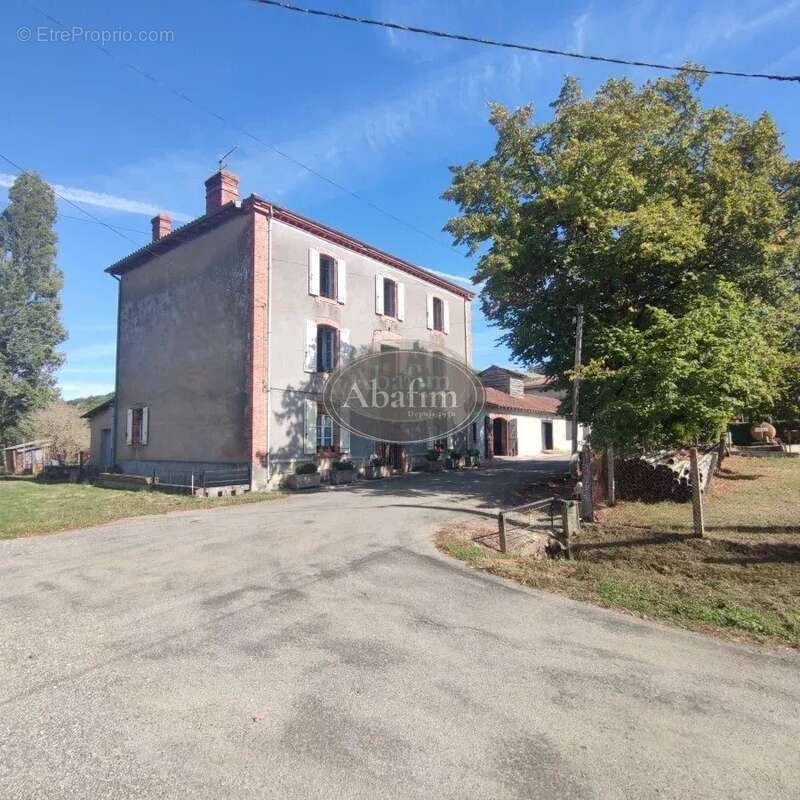 Maison à SAINT-PE-DELBOSC