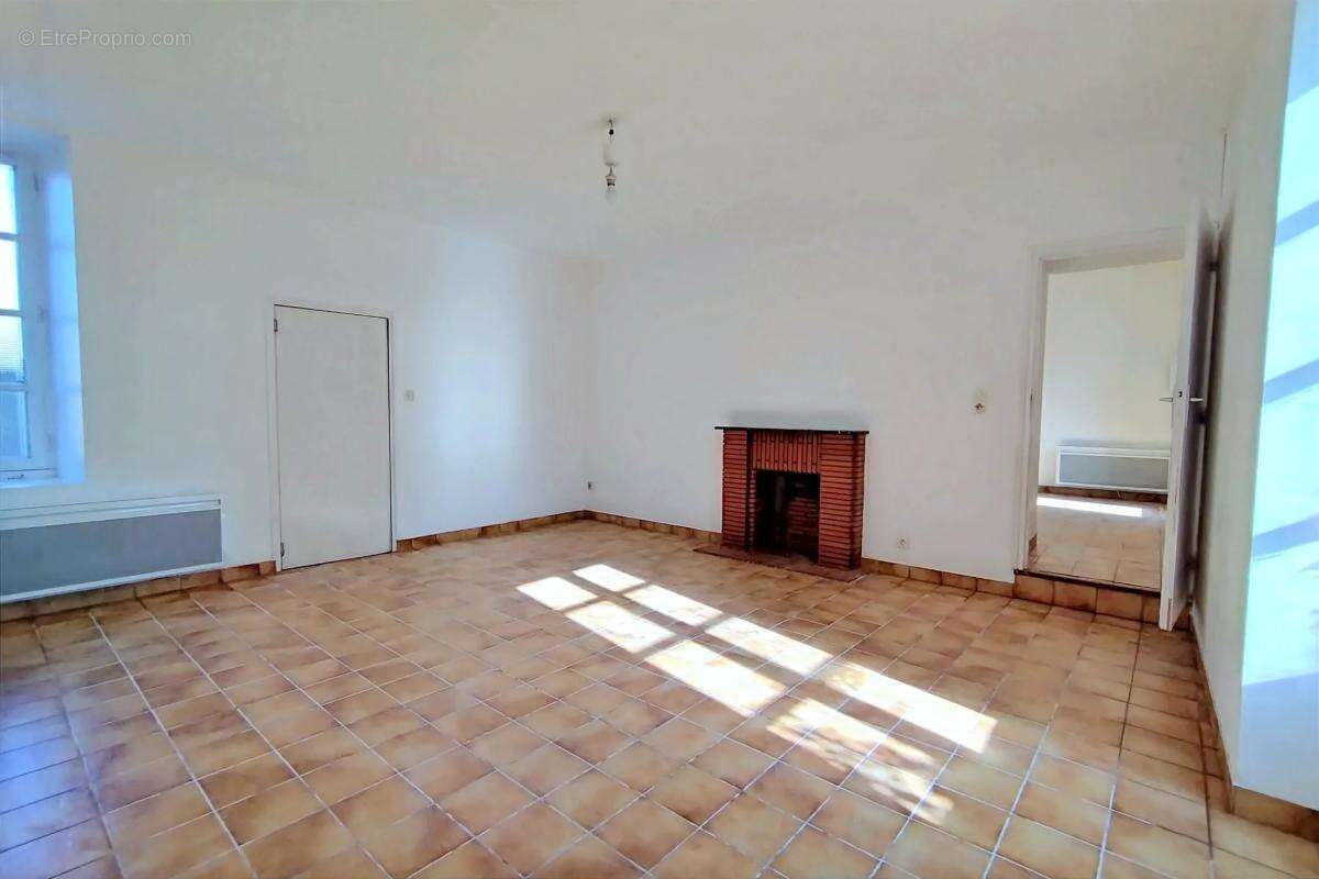 Maison à LEGE