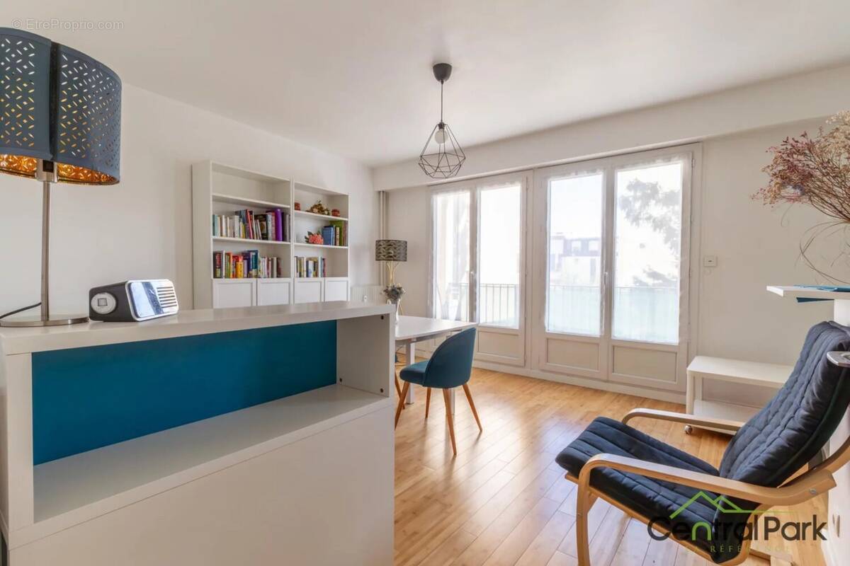 Appartement à LE PERREUX-SUR-MARNE