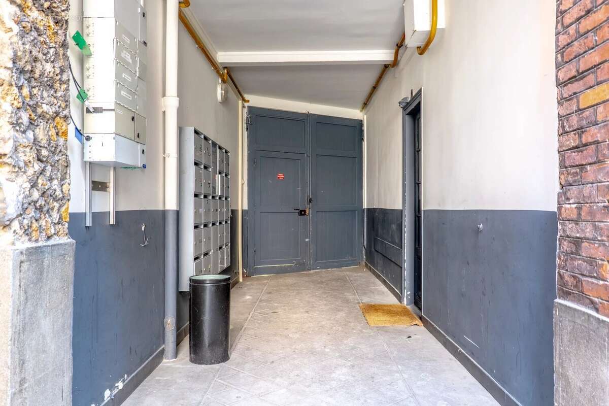 T2 de 33,69 m² – Suresnes - photo 20