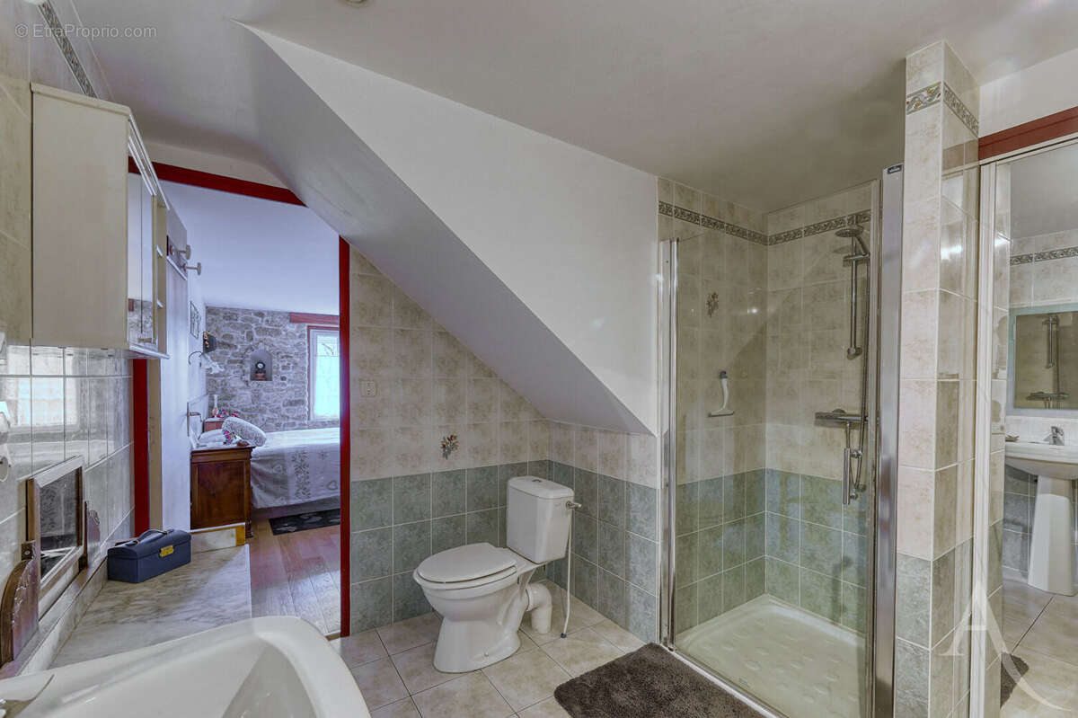 Maison à MONTAIGU