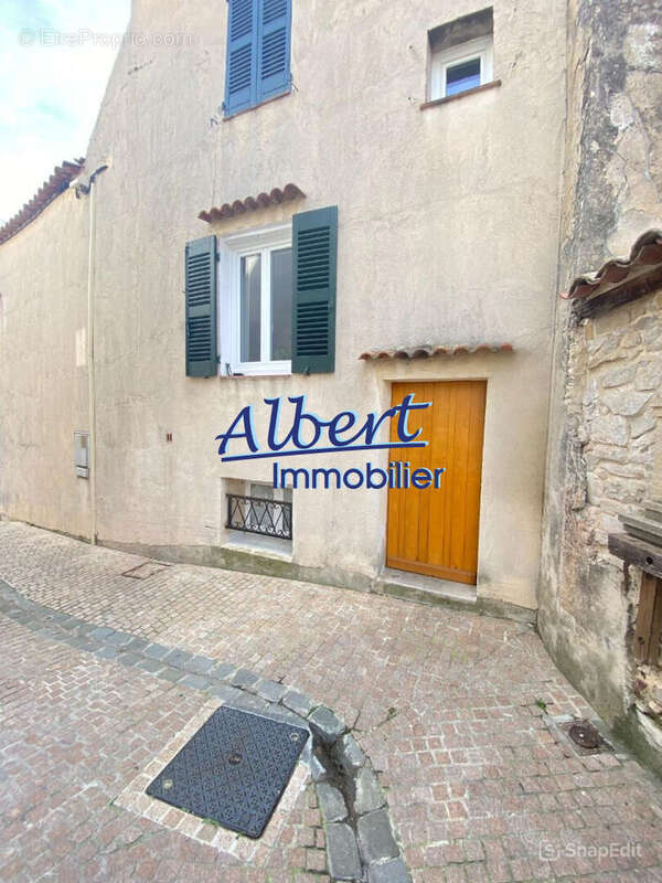 Appartement à LE CASTELLET