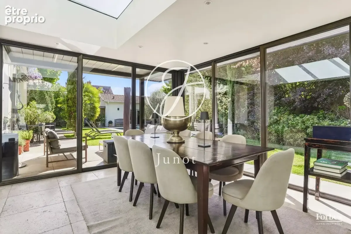 Croissy-sur-Seine - CENTRE - Maison - 5 chambres - 372 m² au sol - Terrain 1000 m². - photo 6