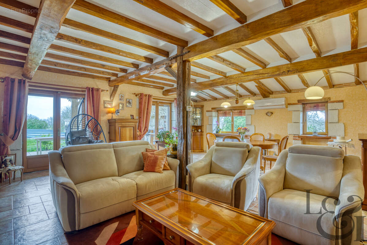 Maison à HAUTEFAGE-LA-TOUR