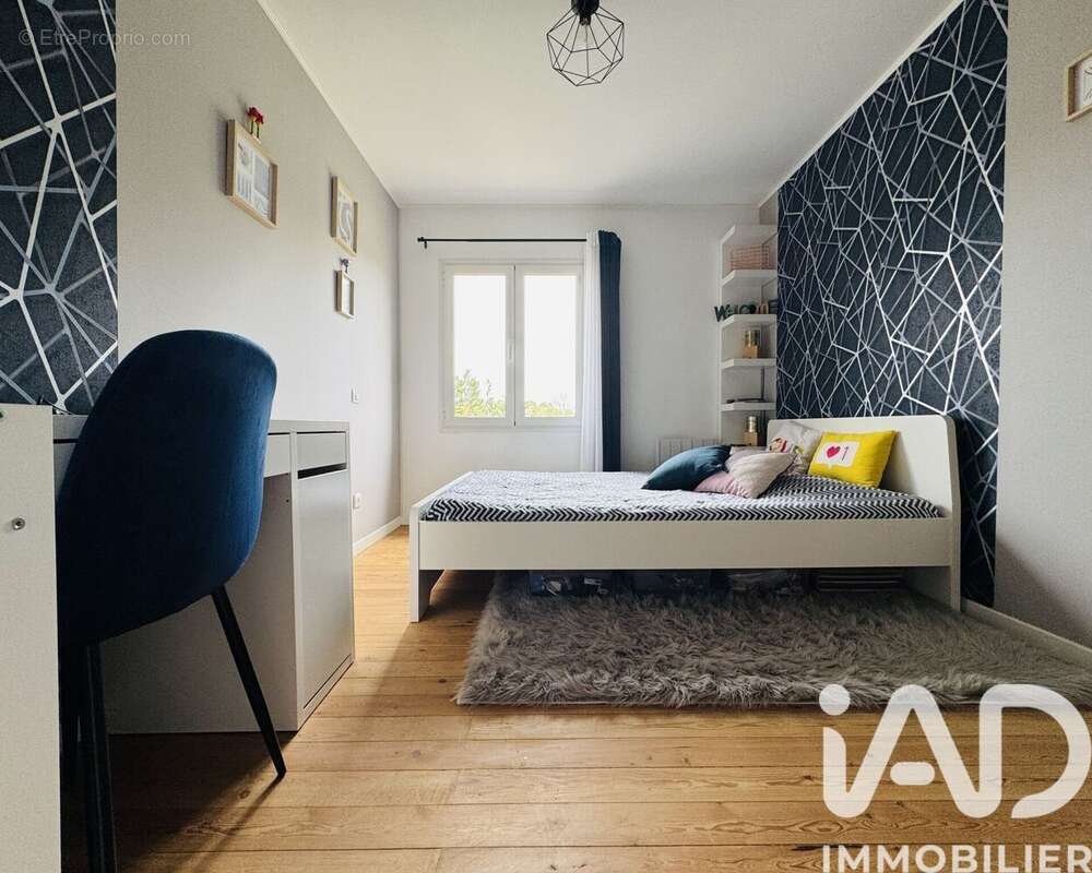 Maison 170 m² à Madirac  - photo 7