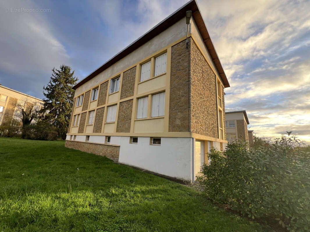 Appartement à GARCHIZY