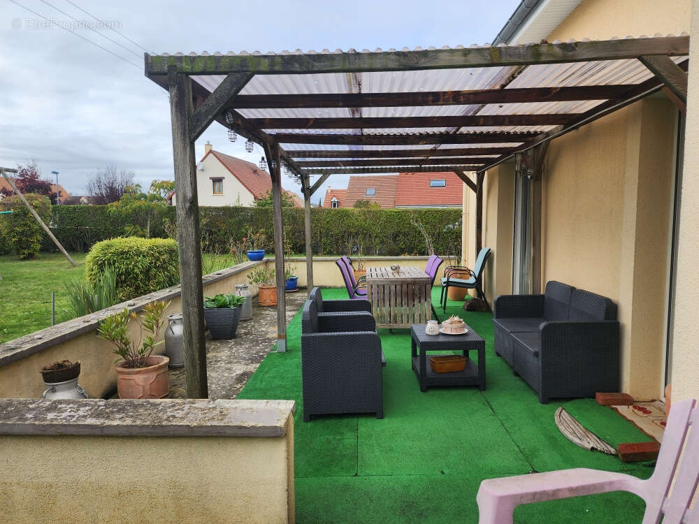 Maison à FRENOUVILLE