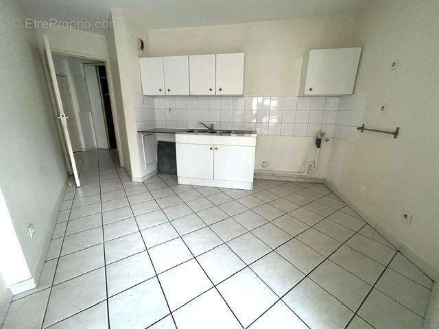 Appartement 70 m² à Lyon-7e  - photo 4
