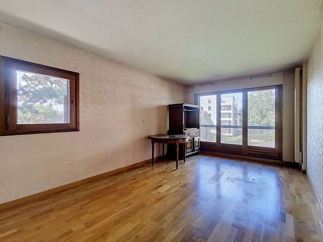 THONON - Appartement T3 - 68.57m² - photo 2
