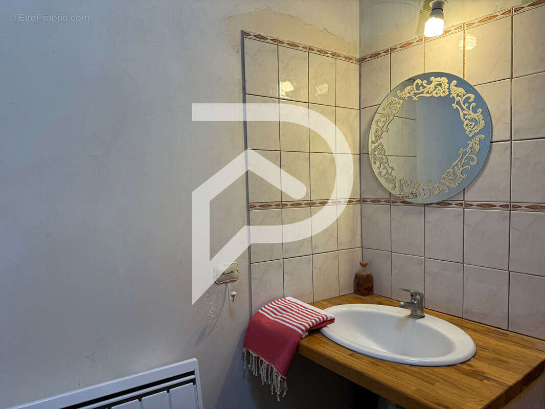 Maison à GINASSERVIS