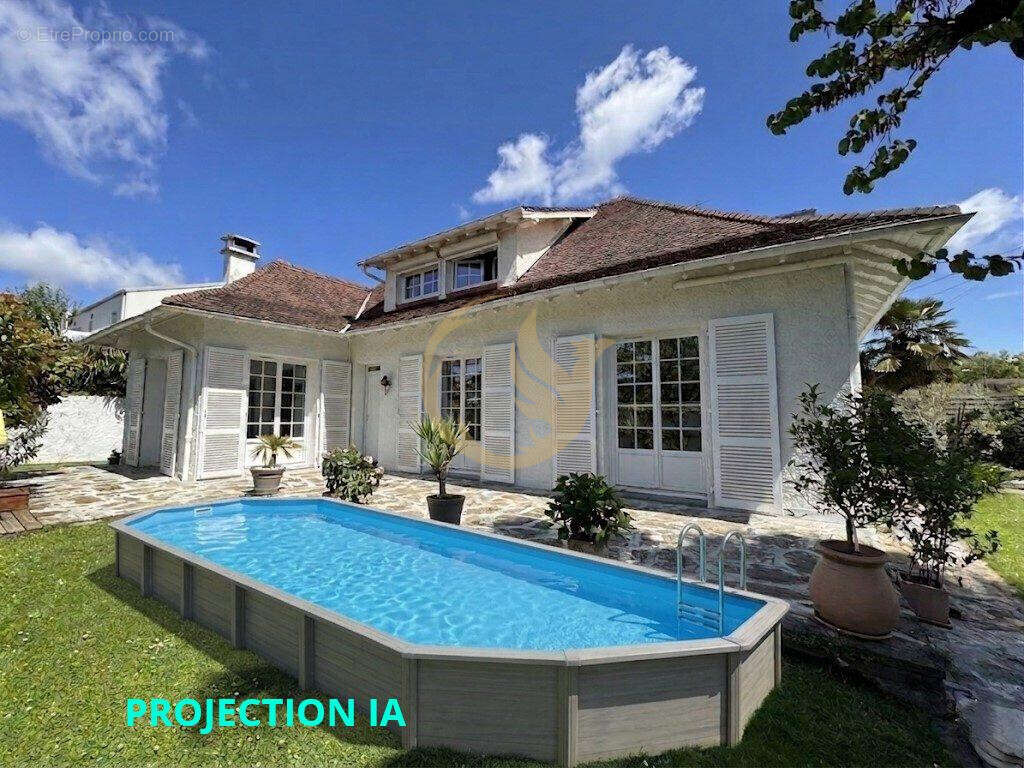 Maison à BILLERE