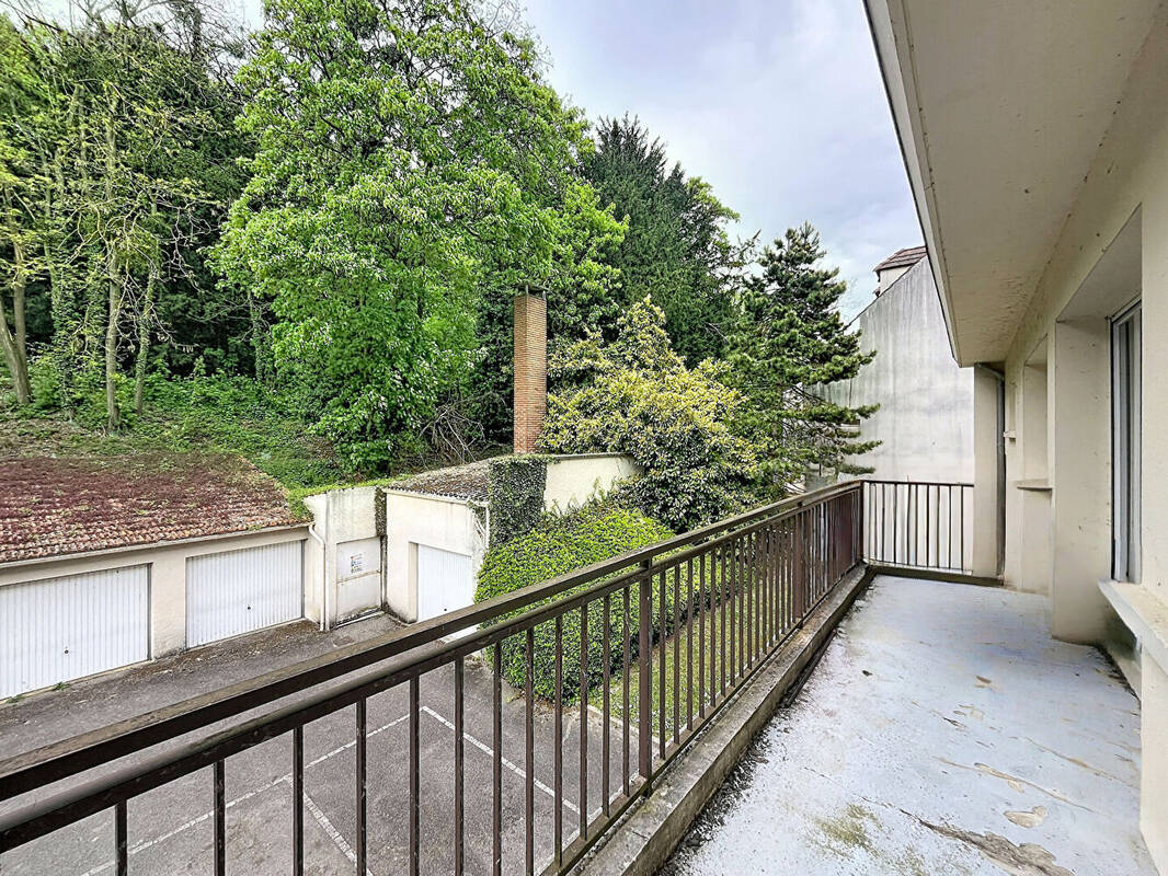 Appartement à CORBEIL-ESSONNES