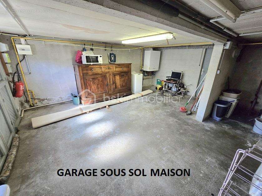 Maison à SAINT-AIGULIN