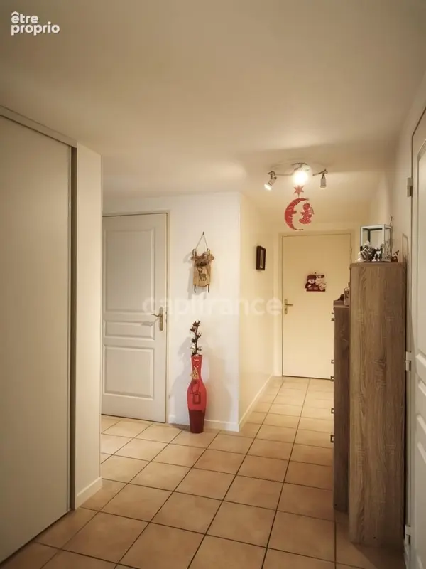Appartement T4 de 84 m² double terrasse, garage et cave - photo 5