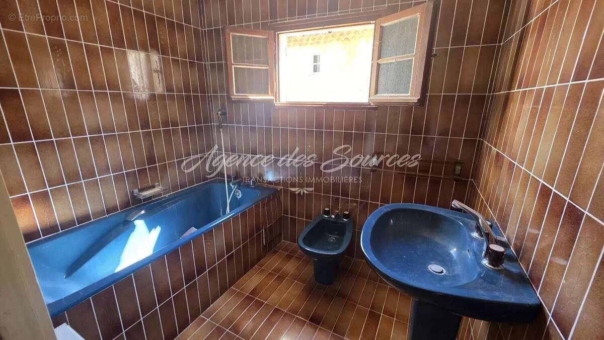 Maison à TAVERNES