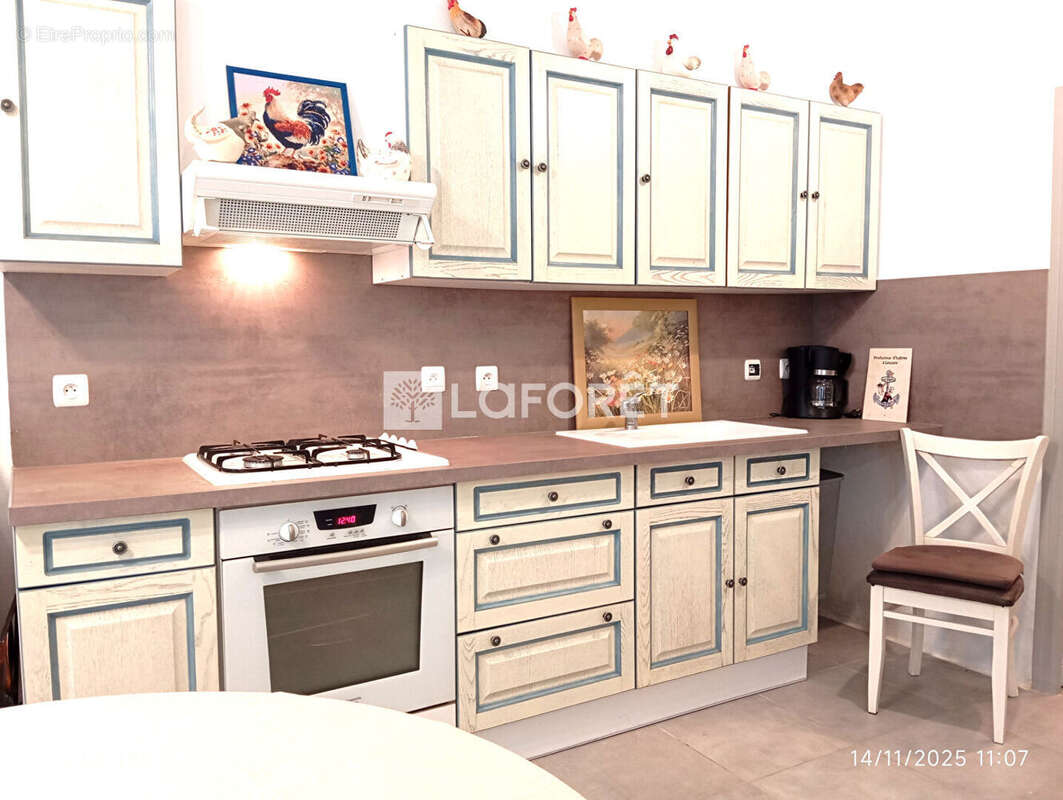 Maison à SAINT-LAURENT-DE-CERDANS