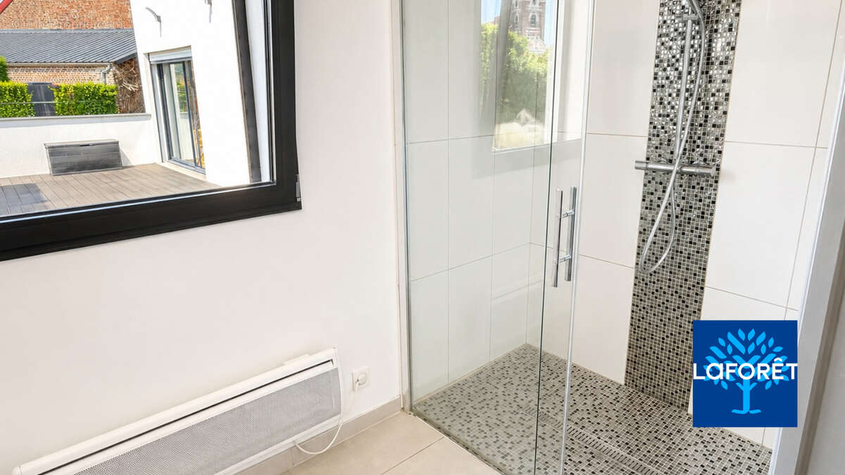 Maison d'architecte contemporaine 136 m² - 3 chambres - Semi plain-pied - Aulnoy-Lez-Valenciennes - photo 9