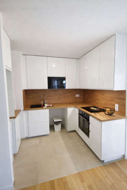 Appartement à VOISINS-LE-BRETONNEUX