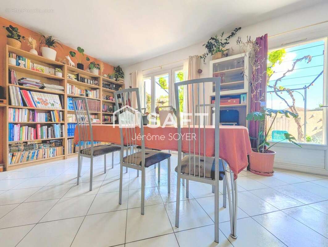 Photo 3 - Maison à PLAN-D'ORGON