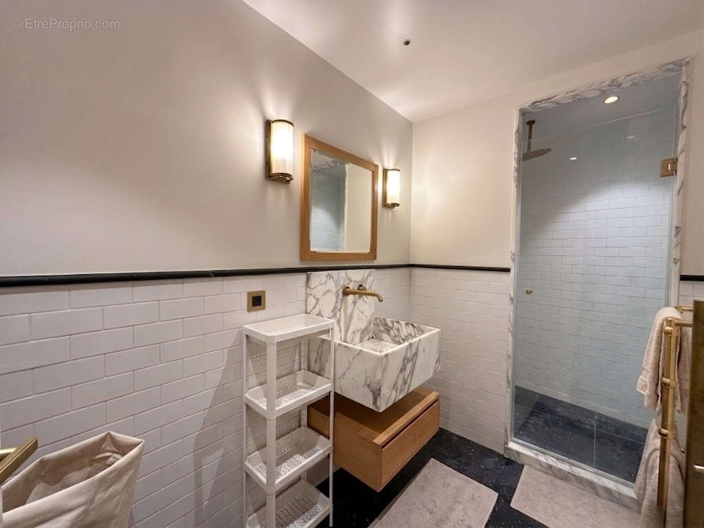 Appartement à PARIS-6E