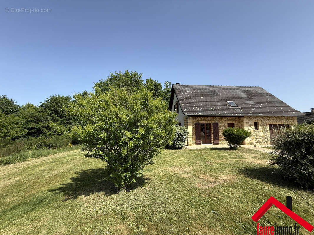 Maison à DONZENAC