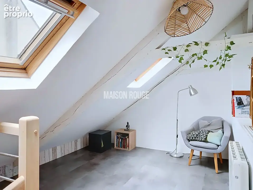 Maison de bourg en pierre   4 chambres  dépendance aménageable de 50 m² - photo 10