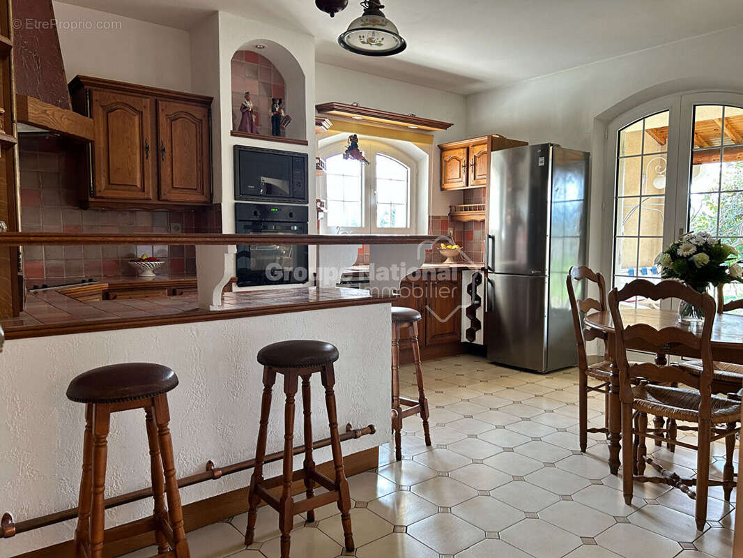 Maison à SAINT-ETIENNE-DU-GRES