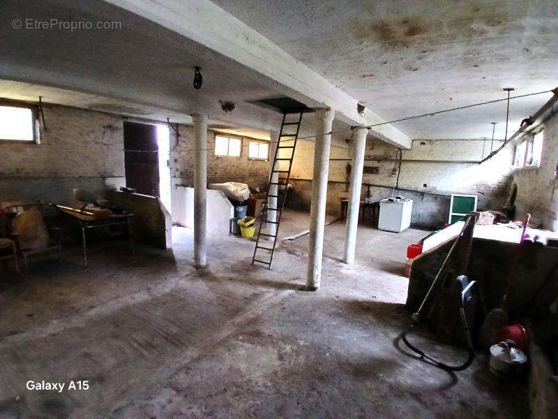 Maison à QUOEUX-HAUT-MAINIL