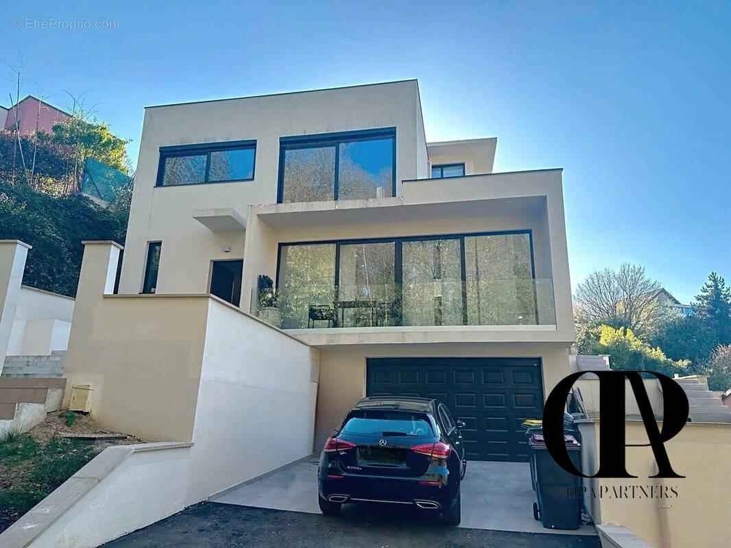 Maison à VILLEBON-SUR-YVETTE