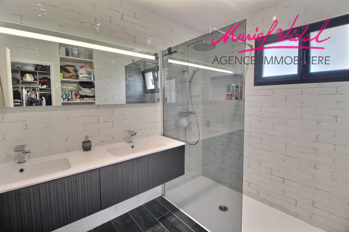 Maison à SAINT-CYPRIEN