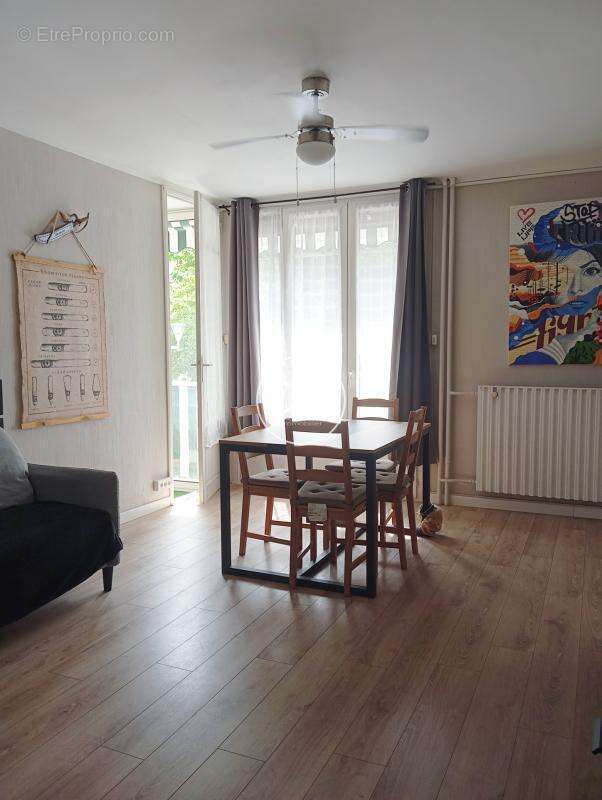 Appartement à LA VALETTE-DU-VAR