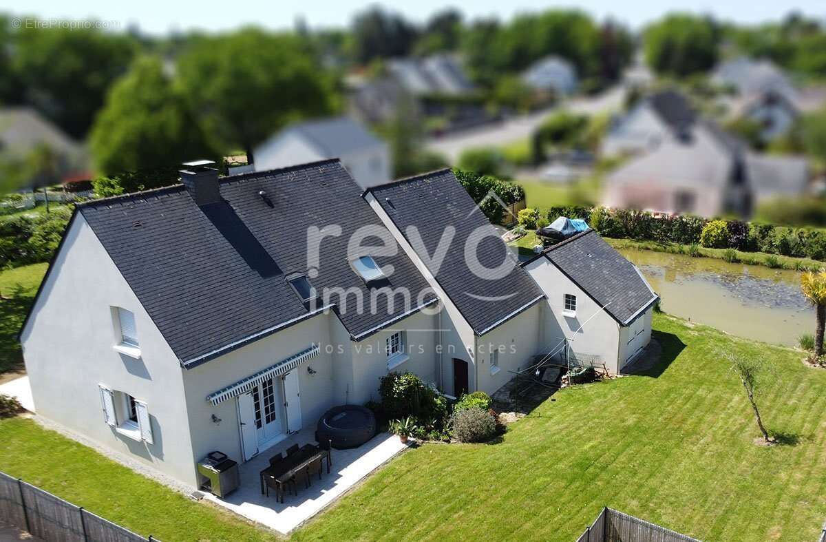 Maison à TREILLIERES