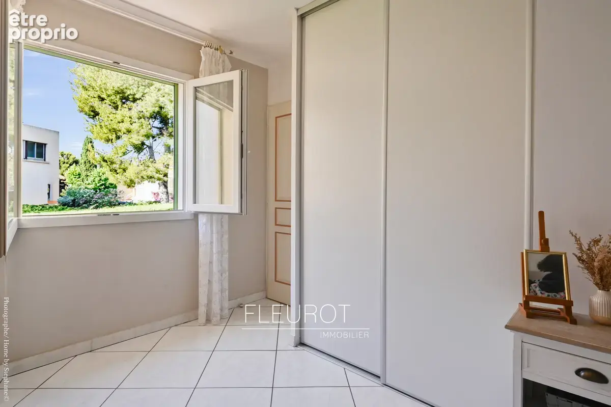 Appartement 4 pièces 90 m² à vendre à La Ciotat (13600) - photo 9