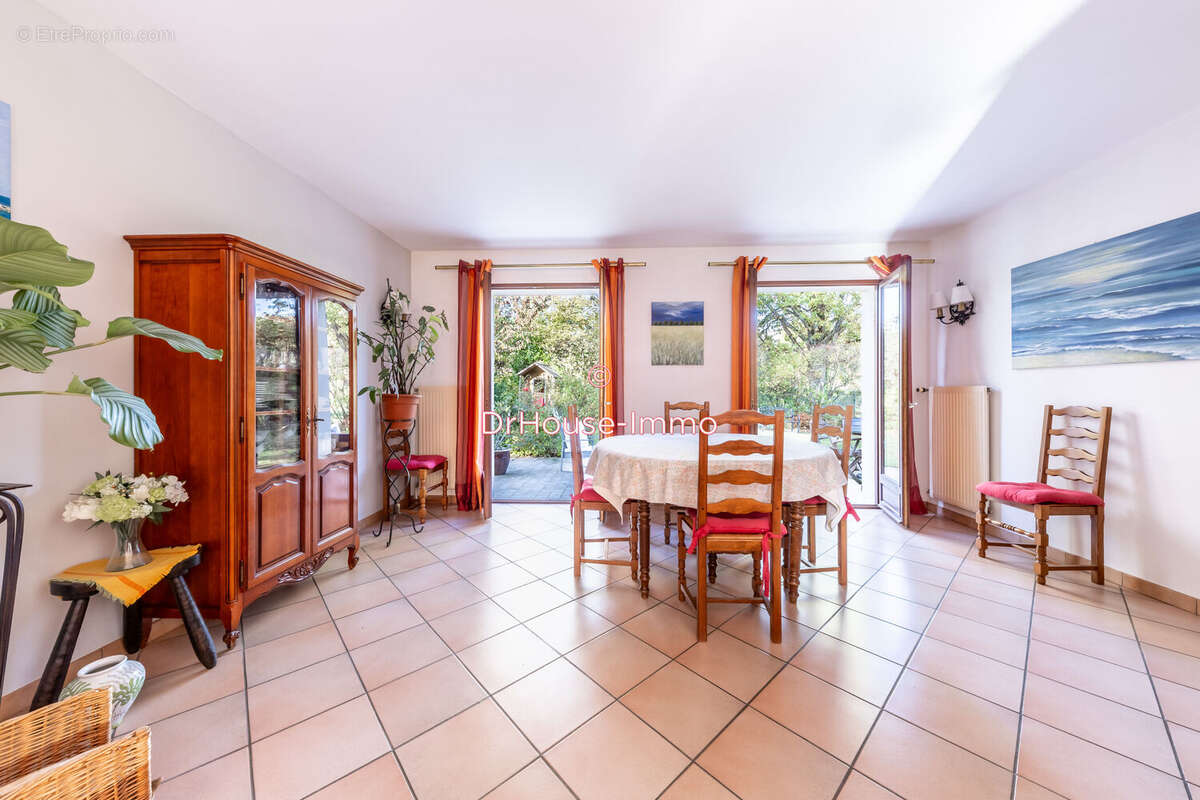 Maison 127 m² à Dampierre-En-Yvelines  - photo 19