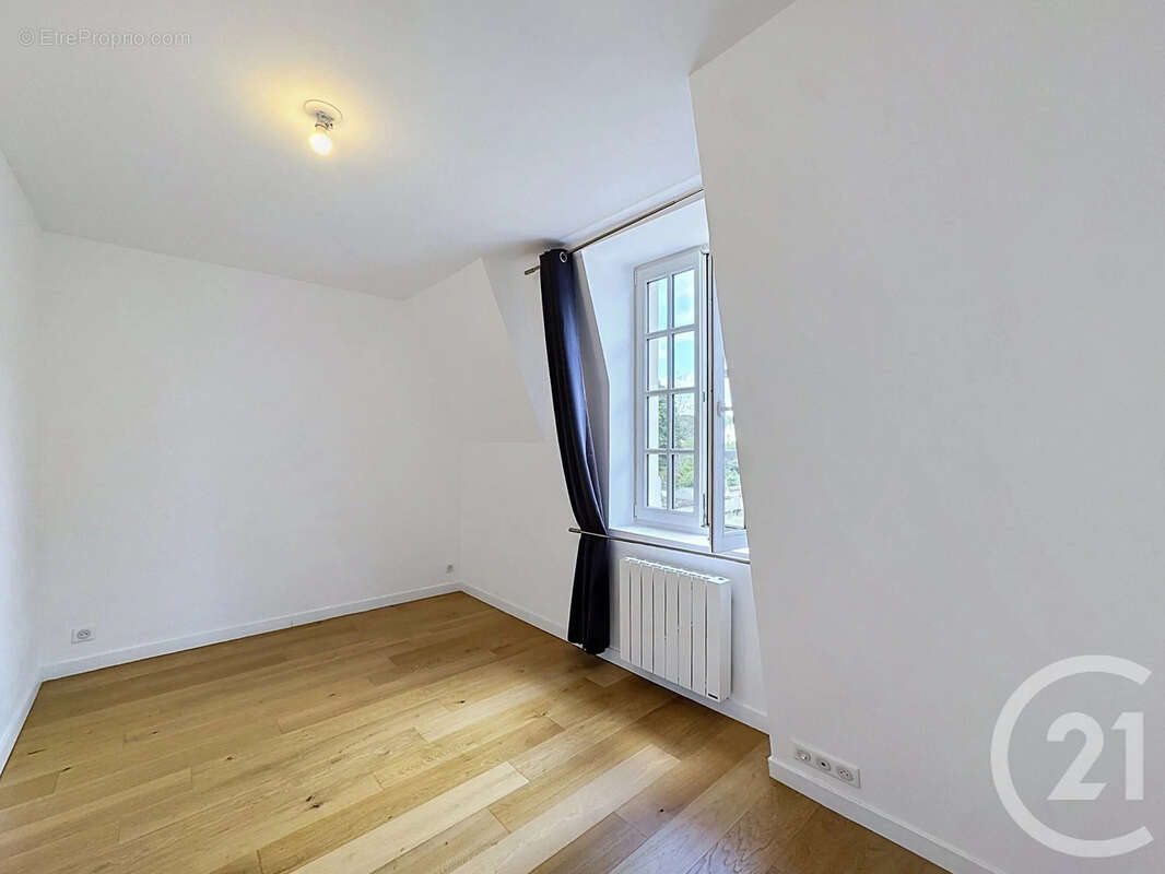 Appartement à FONTAINEBLEAU