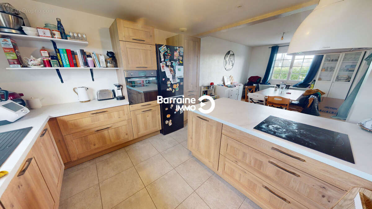 Maison à SAINT-THONAN