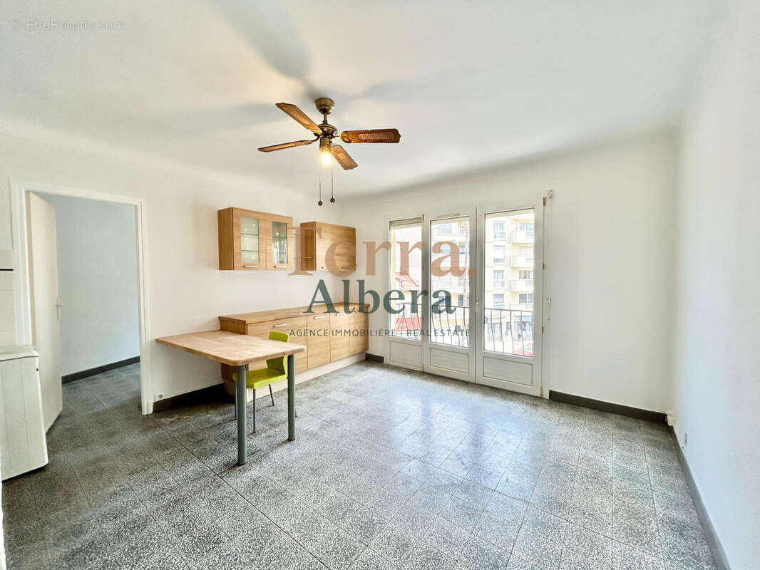 CANET Plage - Appartement Type 3 - traversant -BALCON - photo 3