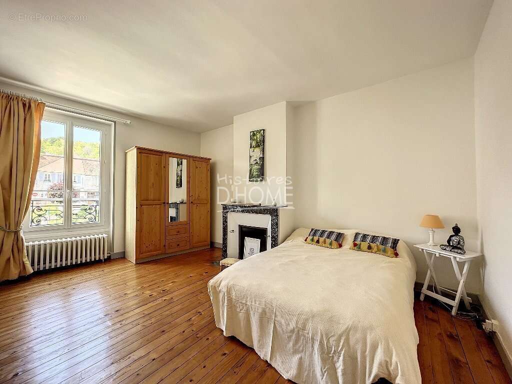 Maison à LA FERTE-GAUCHER