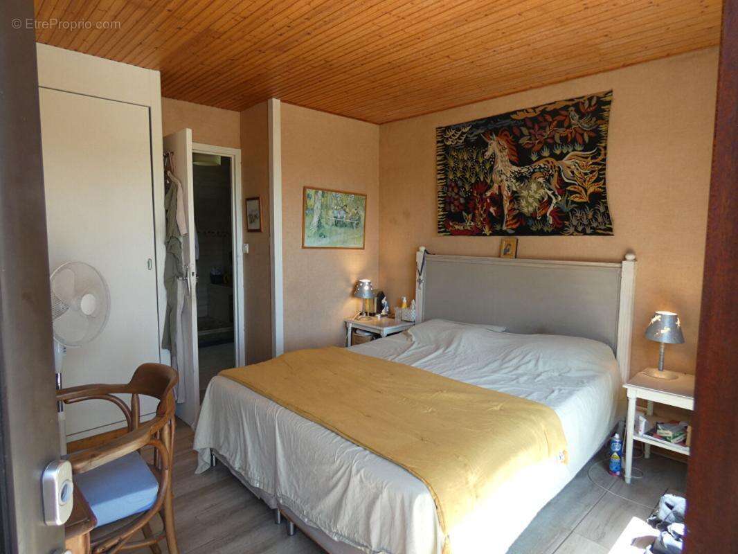 A 20kms des villes de QUIMPERLE et LORIENT, Maison de 134m2  - (160m2 au sol)  - sur environ 2,8 hectares ! - photo 11